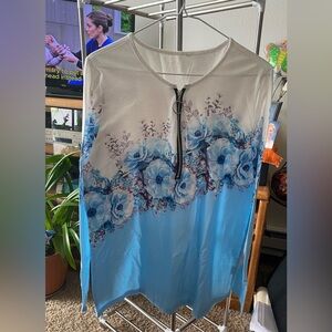 NWOT-Floral Blue and White Women's Long Sleeve Top